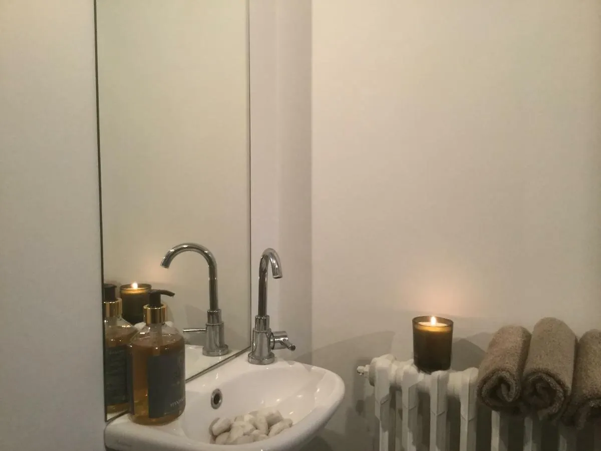 B&B Hip Brujas Bed and breakfast